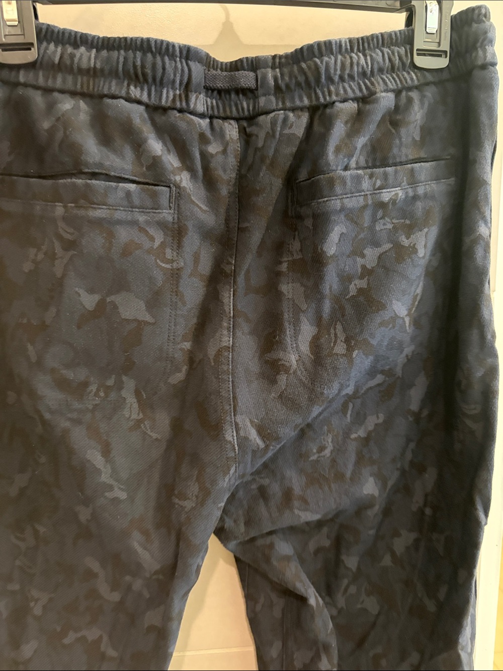 Athleta Navy Camouflage-Print Jogger Pants - Picture 5 of 7